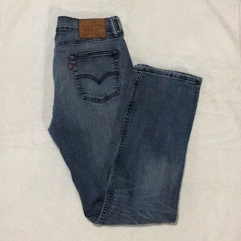 Men’s Levi’s 514, 30” x 32” straight legged jeans